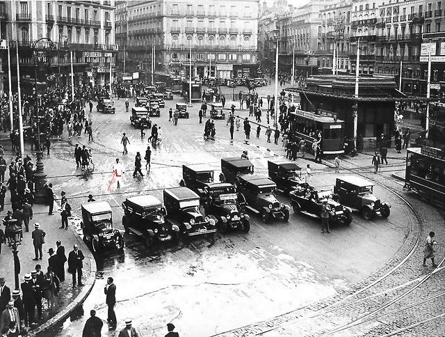 La_Puerta_del_Sol_en_1929 La_Puerta_del_Sol_en_1929