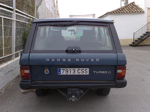 R 3 R 3