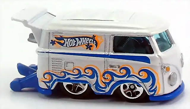 2013 03 Volkswagen-Kool-Kombi-d