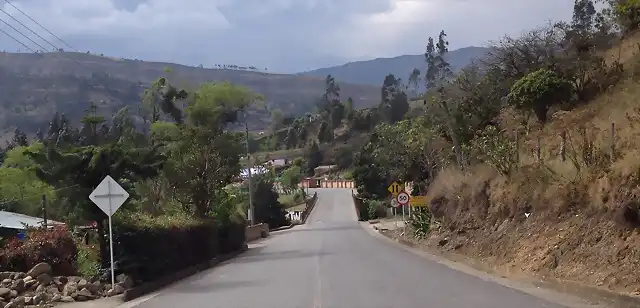 1. Inicio sobre el puente Guaya