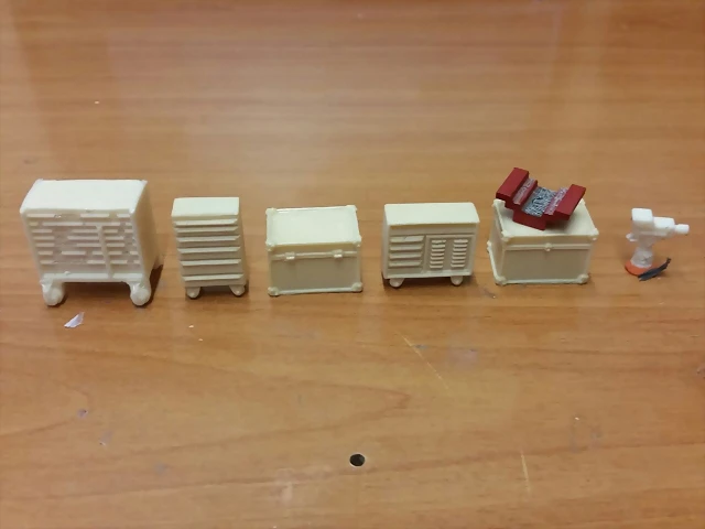 33 33