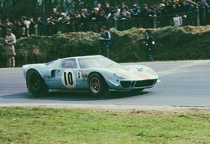 David Hobss & Mike Hailwood - Ford GT40 Brands Hatch \'69