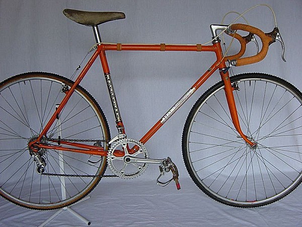 MOTOBECANE-bike-BIC-1970