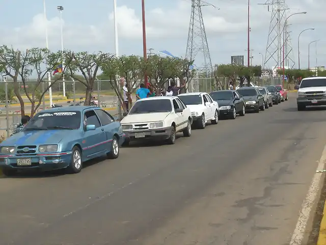 esperando los demas carros