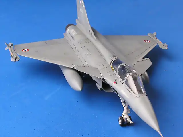 rafale italeri (25)