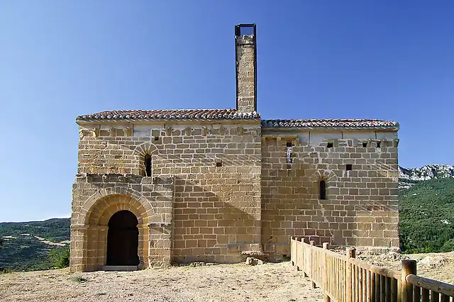 ABALOS (LA RIOJA) ERMITA ROMANICA DE SAN FELICES