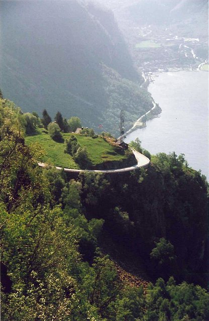 Carretera de las aguilas