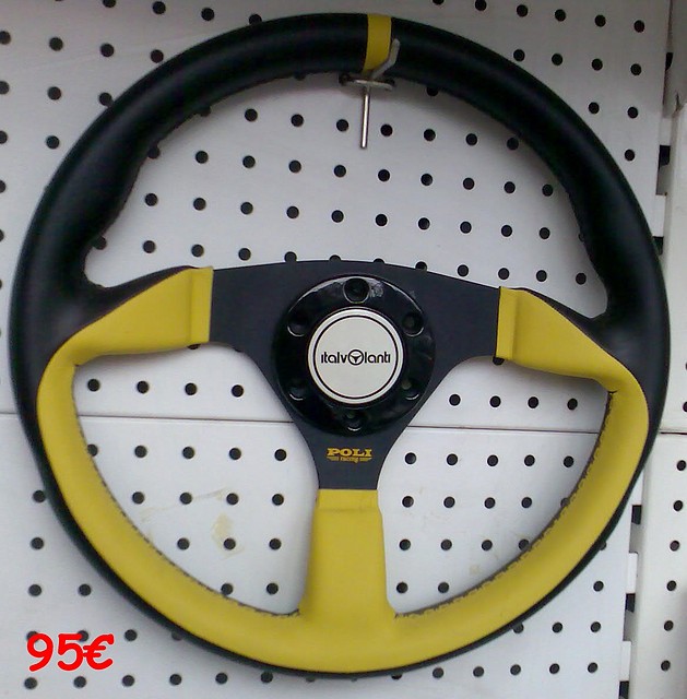 volante italy amarillo 05842694