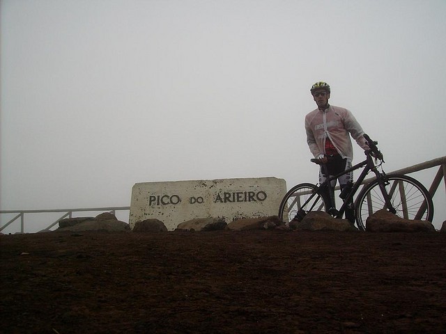 En la cima del Pico do Arieiro con solo 4ºC.