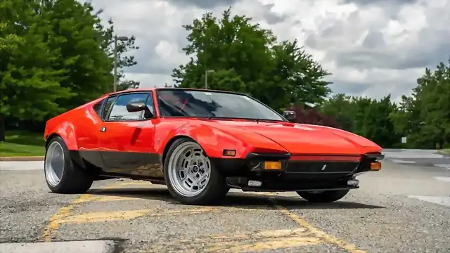 de-tomaso-pantera-rosa-de-playboy 10