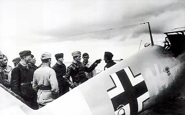 Messerschmitt-Bf-109F4Trop-3.JG27-Yellow-14-Hans-Joachim-Marseille-Martuba-1942-02