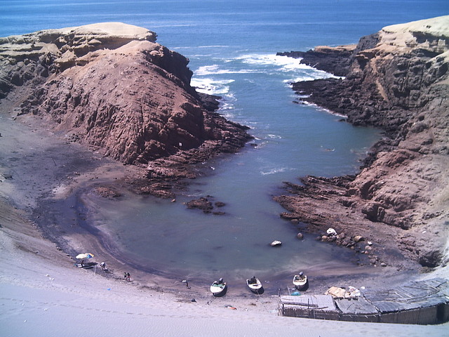 Playa La Caleta del Inca Ocoña