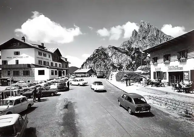 Passo di Falzarego (Belluno) Italia (2)