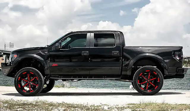 3-ford-f-150-raptor-exclusive-motoring