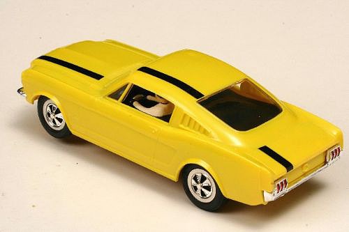 Atma Ford Mustang Fast Back 1966 Amarillo 3 Atma Ford Mustang Fast Back 1966 Amarillo 3