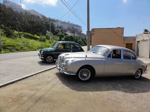 Seat 600 Vs Jaguar Ceuta