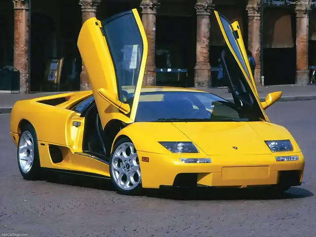 Lamborghini-Diablo_6.0_2001_1280x960_wallpaper_03