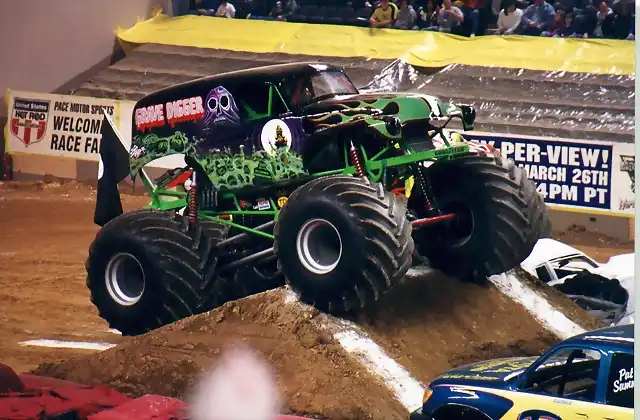 2000 GraveDigger real1