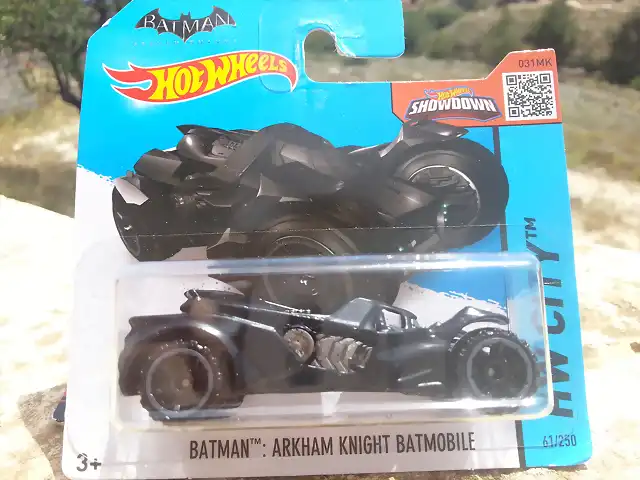 BATMAN - ARKHAM NIGHT BATMOBILE