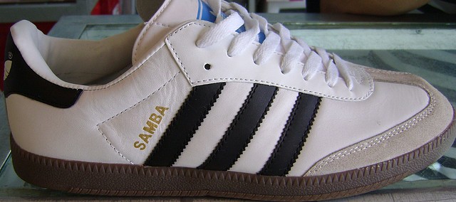 ADIDAS-10 $150.000