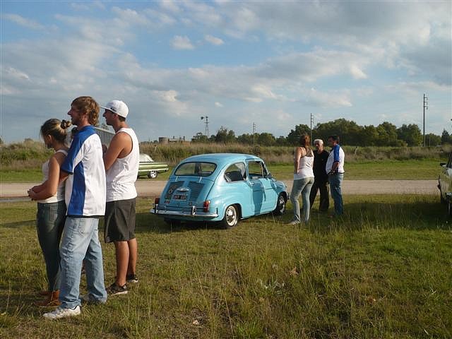 P1140265 (Small) P1140265 (Small)