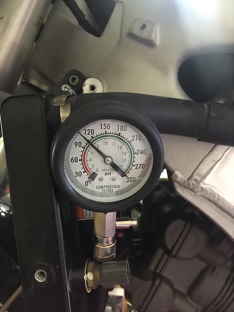 TL1000S compresion cilindro delantero TL1000S compresion cilindro delantero