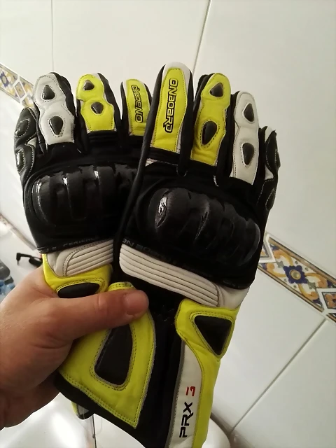 Mis guantes PRX3 02 Mis guantes PRX3 02