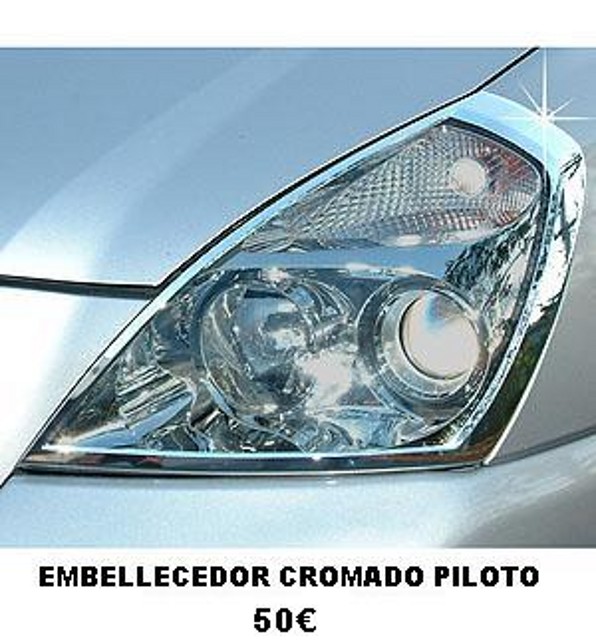 Embellecedor cromado piloto delantero.KGC-CMAU-02.Hi-motors