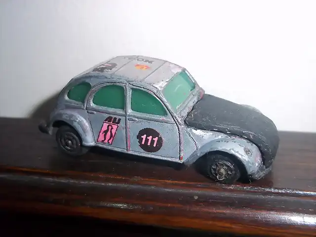 22 Citroen 3 CV TN n?111 gris