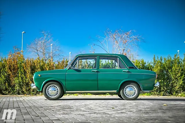 retro-prueba-seat-850-un-clasico-asequible-y-lleno-de-encanto-202392649-1674835527_11 retro-prueba-seat-850-un-clasico-asequible-y-lleno-de-encanto-202392649-1674835527_11