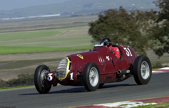 Alfa-Romeeo-8C-35-Image-001