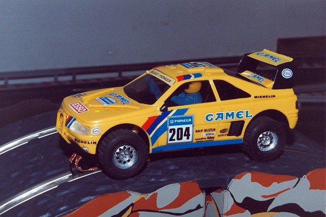 raid-1990-paris dakar-204-peugot 405 t16