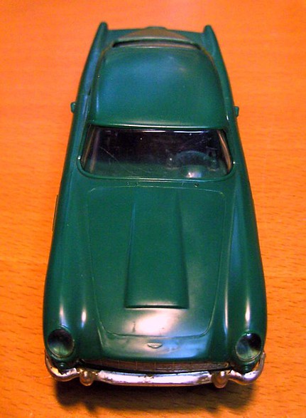 Aston Martin DB5 Verde Claro 3 Aston Martin DB5 Verde Claro 3