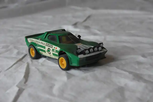 4055 Lancia Stratos verde frente