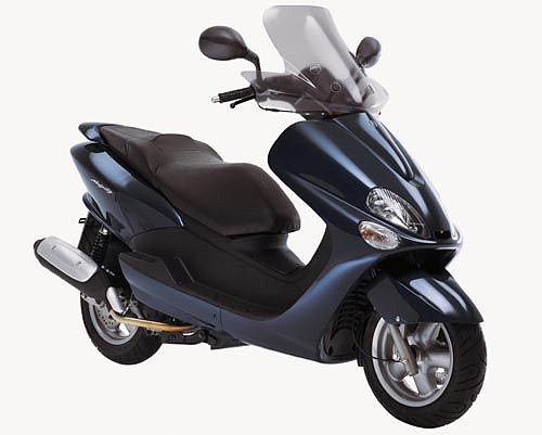Yamaha YP Majesty 150D 2001 1
