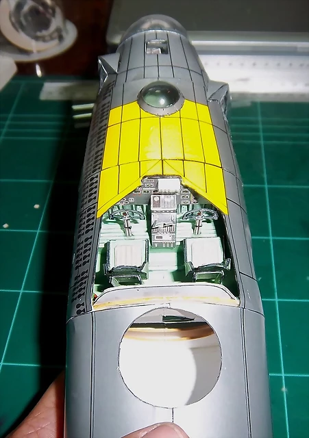 B17 (110) B17 (110)