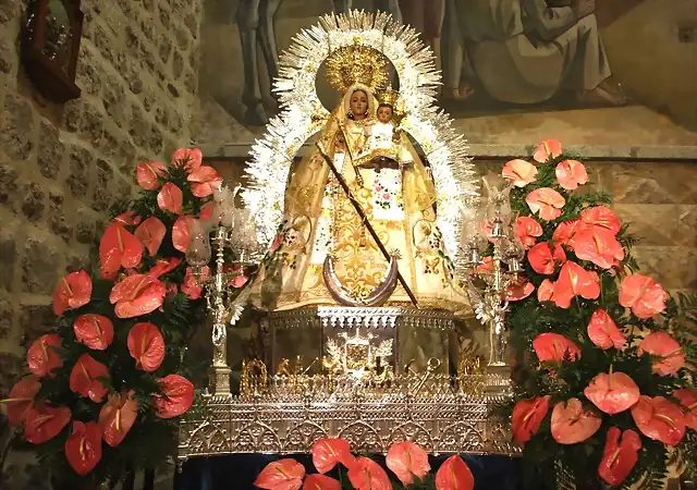 008, la virgen