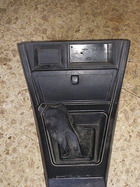 consola `79 $ 80 consola `79 $ 80