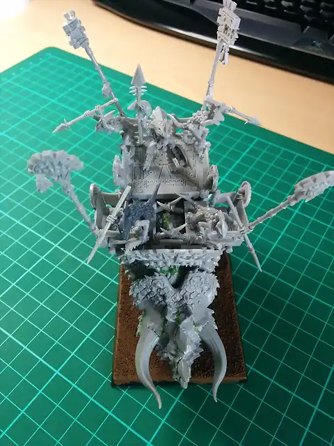 Magnetized stegadon (2)