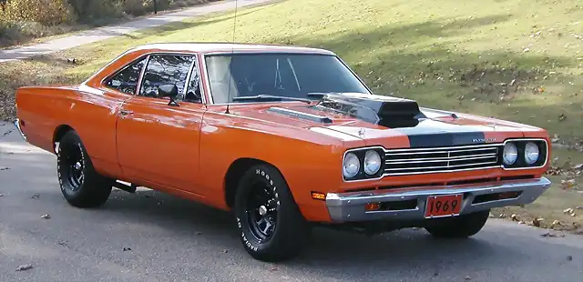 Plymouth RoadRunner