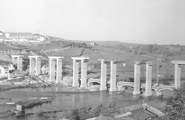 puente construy?ndose puente construy?ndose