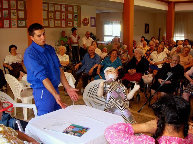 Grupo Salvad el Alto-En Geriatrico Nerva-Oc09