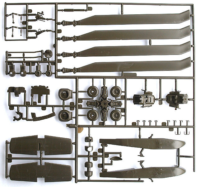 revell-4575-ah-64-apache-03