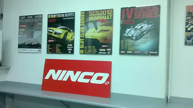 SLOT-CAR els 4 Posters del MUNDIALET (5)