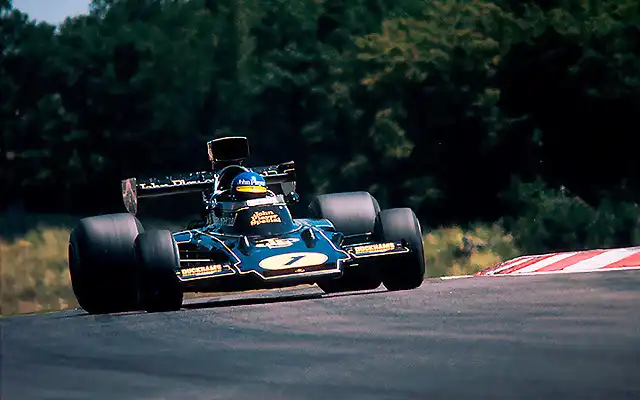 lotus-72-23