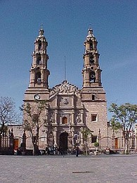 260px-300px-Aguascalientes_-_Catedral