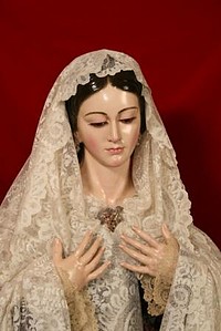 La Virgen del Triunfo con mantilla almuñecar