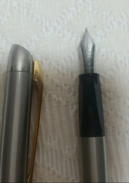 Pluma 3 Pluma 3
