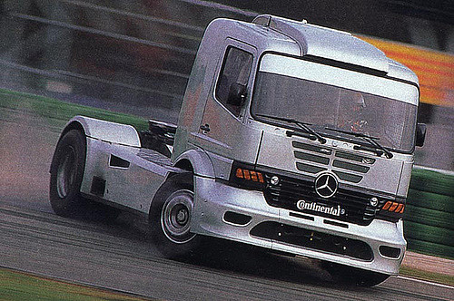 Mercedes test truck