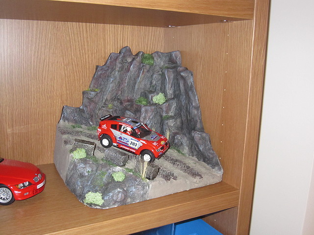 diorama (15) diorama (15)